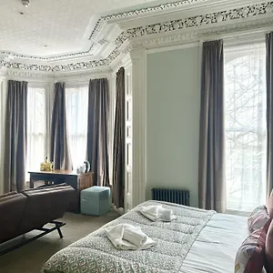  Guest house Harpers United Kingdom